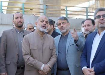 تصویری از وزیر کشور و مسئولین خوزستان در اهواز | نفت آنلاین